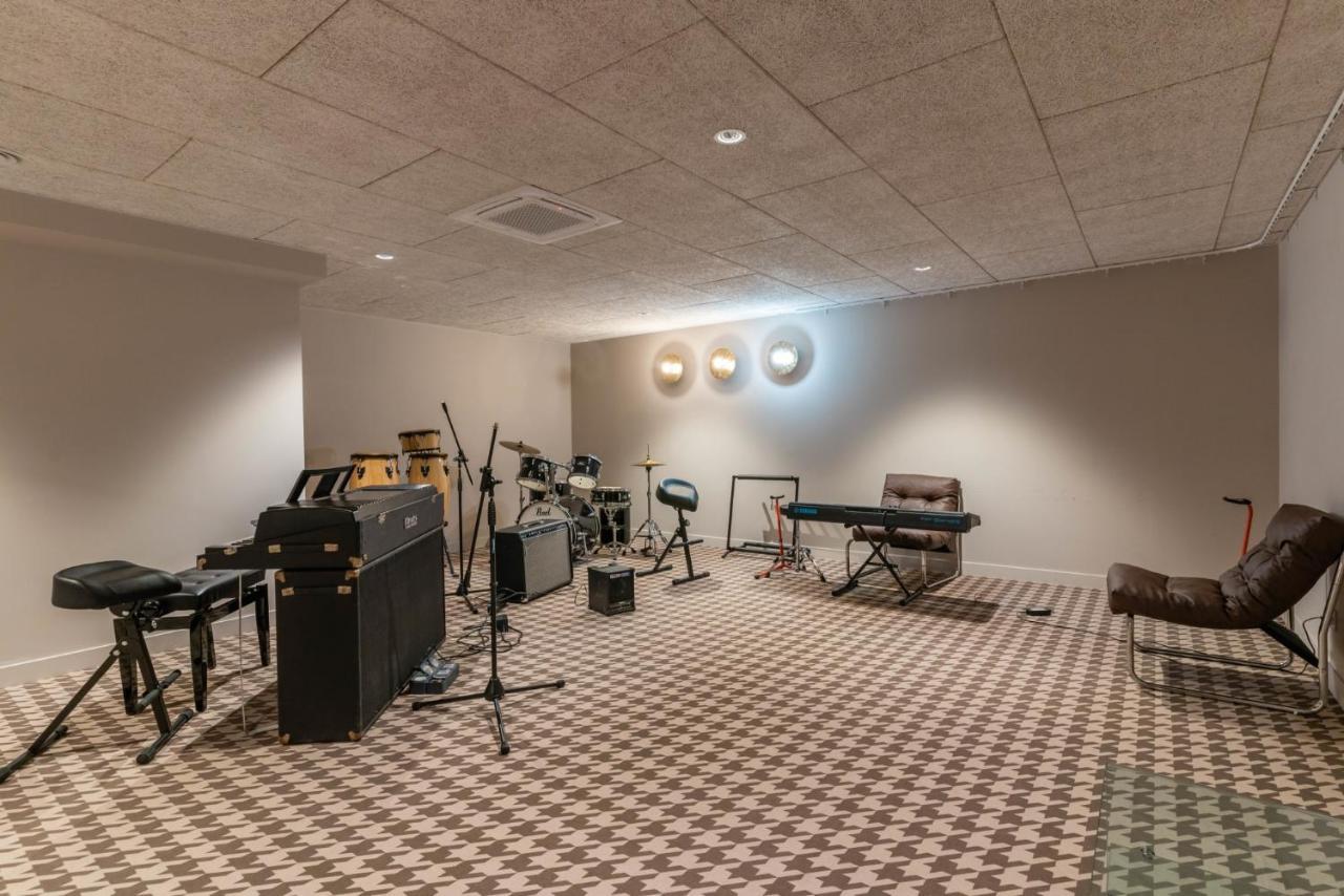 Ecla Paris Noisy-Le-Grand Aparthotel Bagian luar foto